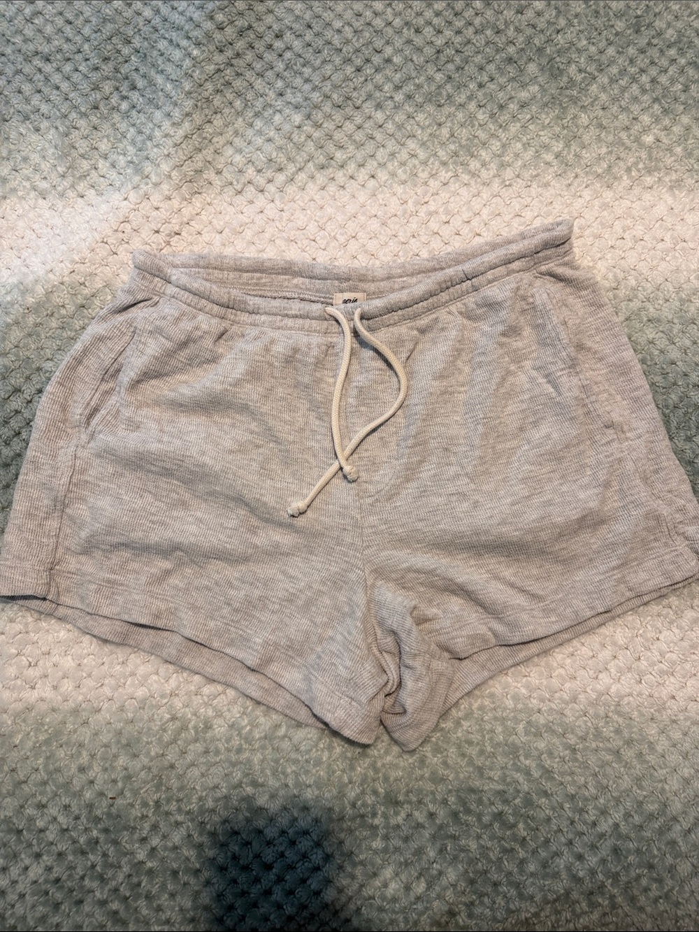 aerie light gray lounge shorts